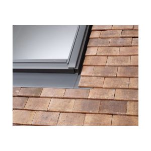 VELUX EDP 0000 For plain tiles up to 14mm thick. Roof pitch 25°-90°